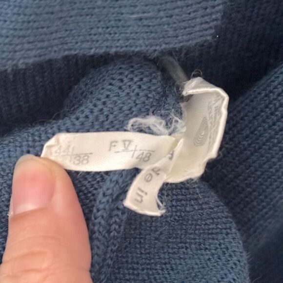 Vintage 1970s HUGO BOSS Men's Blue Pure New Wool Polo Sweater w/ Emblem Patch 50 - Picture 9 of 10